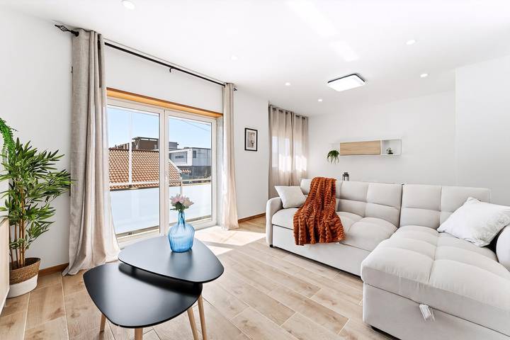 Gîte pour 4 personnes, avec balcon dans Árvore