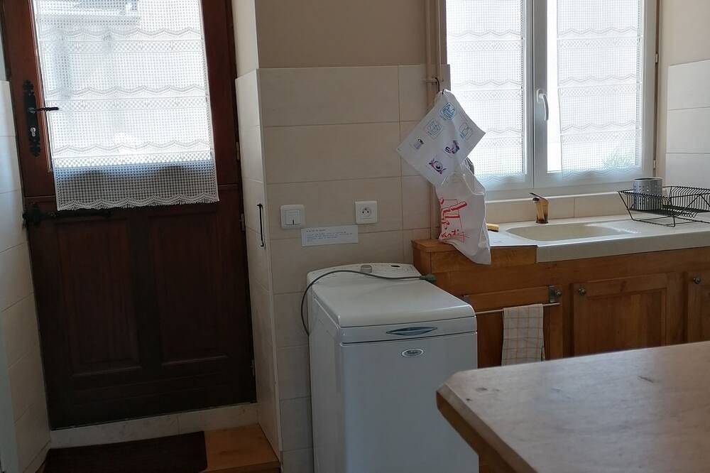 Lai p'tiote Niaupe in Courcelles-Frémoy, Région de Montbard