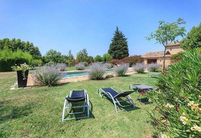 Chambre d’hôte pour 2 personnes, avec piscine et jardin à Robion - 3