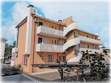 Ferienwohnung für 4 Personen, mit Balkon in Bibione