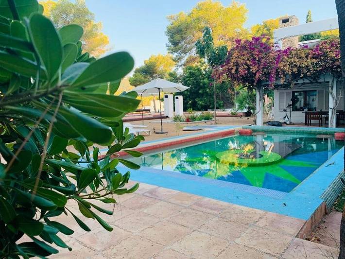 Gîte pour 4 personnes, avec piscine et vue ainsi que jardin et terrasse à Roca Llisa - 3