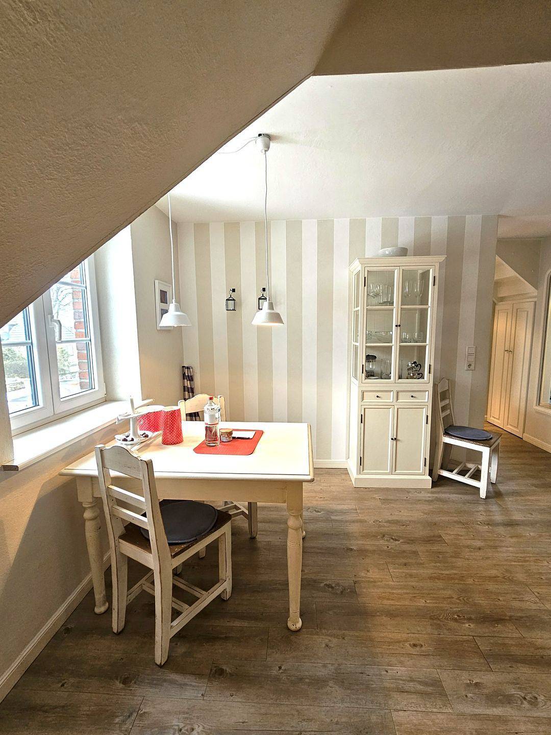 Ganze Wohnung, Eltimjo 1 Ferienwohnung in Nieblum: 55 m² mit Terrasse & Parkplatz in Nieblum, Föhr