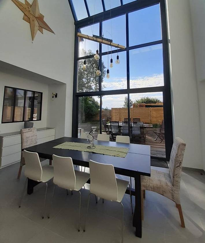 Location de vacances pour 8 personnes, avec Terrasse ainsi que Jardin et Vue à Gelles