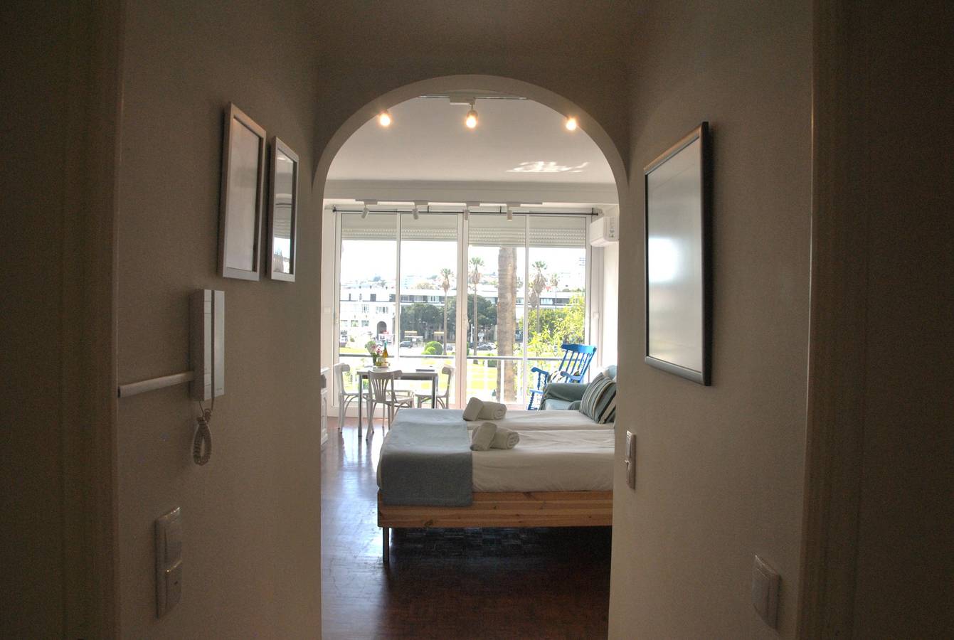 Estúdio inteiro, Rent4Rest Estoril Beachfront Apartment - Studio in Cascais e Estoril, Costa de Lisboa
