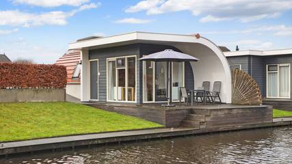 Bungalow für 2 Personen, mit Balkon/Terrasse und Terrasse in Drenthe