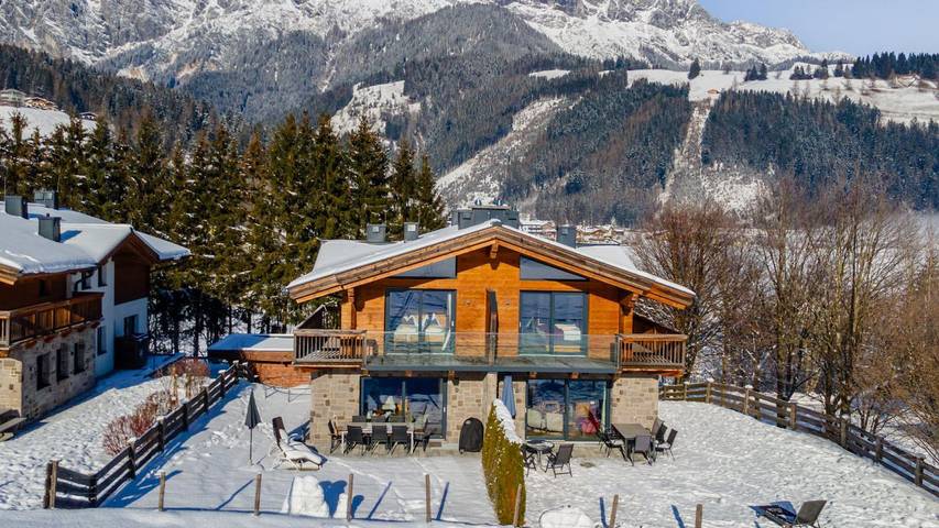 Chalet für 8 Personen, mit Sauna und Garten sowie Terrasse in Leogang