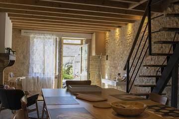 Gîte pour 8 personnes, avec terrasse et jardin à Bligny-sur-Ouche