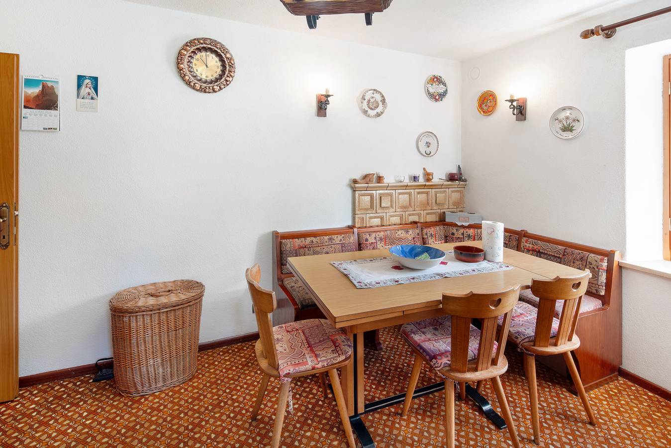 Entire apartment, Apartment 'Mulaz' with Mountain View, Shared Garden and Wi-Fi in Falcade, Dolomiti Superski