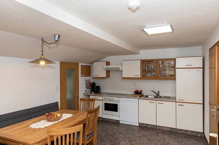 Vakantiewoning voor 4 personen, met tuin en balkon, met huisdier in Nesselwängle