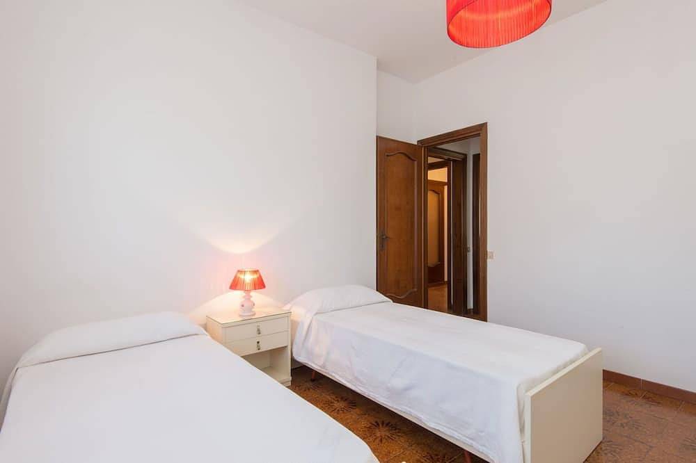 Ganze Wohnung, Gemütliche Wohnung für 4 Gäste mit  W-Lan, Tv und Terrasse in Torvaianica, Rom Provinz