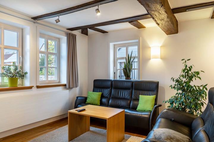 Geheel appartement, Appartement 'Ferienwohnung Ederblick' met Balkon en Wifi in Wabern, Schwalm-Eder-Kreis