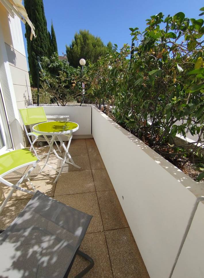 Gîte pour 2 personnes, avec jardin à Hyeres - 2