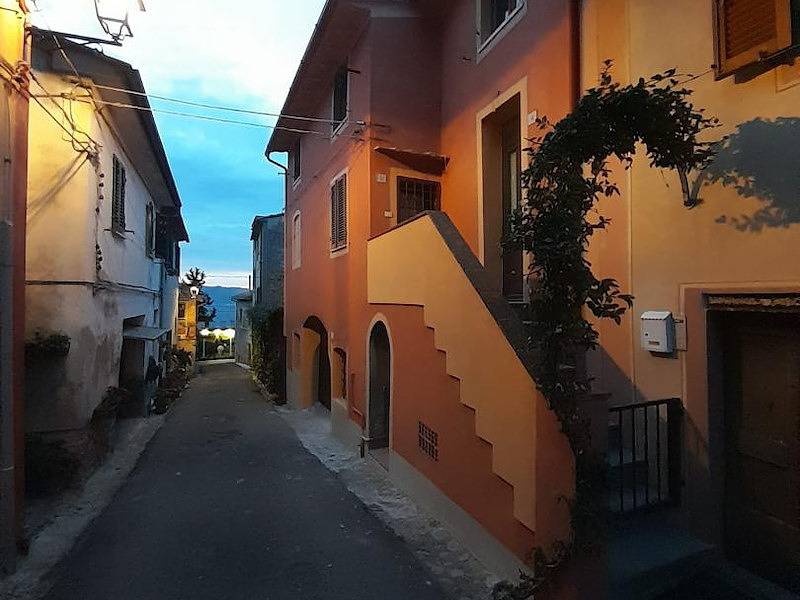 Tritt — Schöne Ferienwohnung für 4 Personen in Lajatico in Lajatico, Pisa Provinz