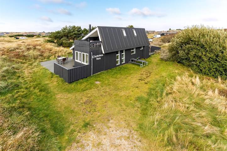 Ferieudlejning for 5 personer, med Terrasse i Sønderho