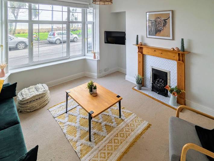 Vacation rental for 4 people, with yard in Mumbles