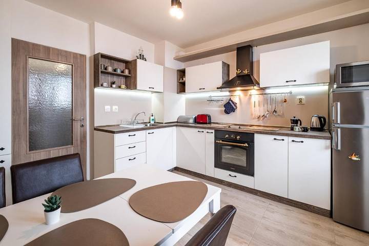 Ferienwohnung für 4 Personen, mit Ausblick und Balkon in Varna - 3