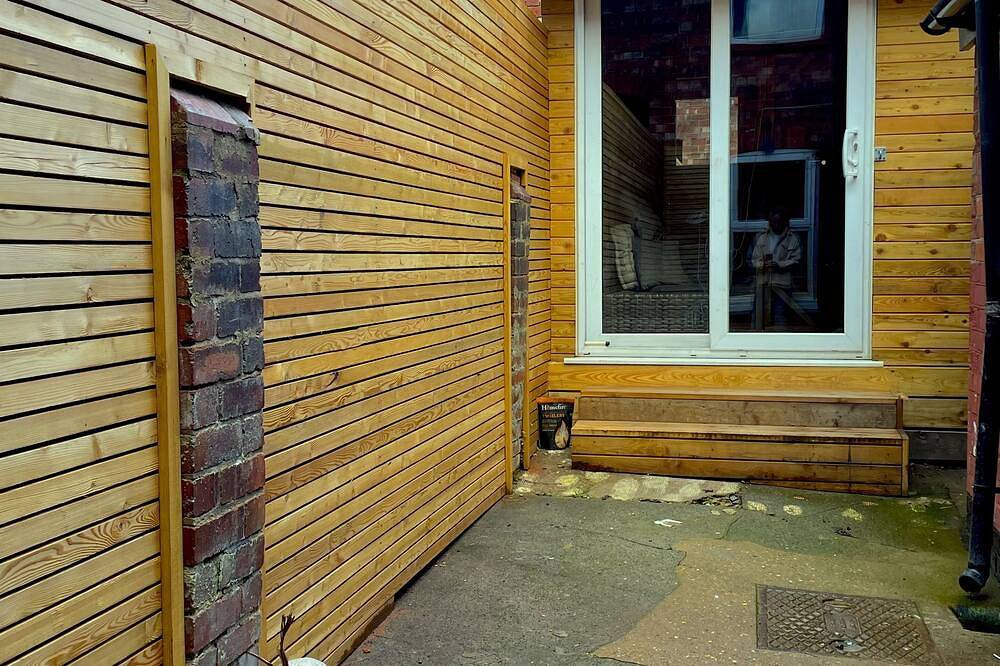 Newly refurbished spacious town house with Hot Tub in Lincoln, Lincolnshire