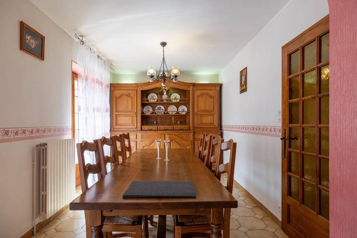 Appartement entier, Appartement « La Petite Caille - 8 » avec balcon et Wi-Fi in Plombières-les-Bains, Parc naturel régional des Ballons des Vosges
