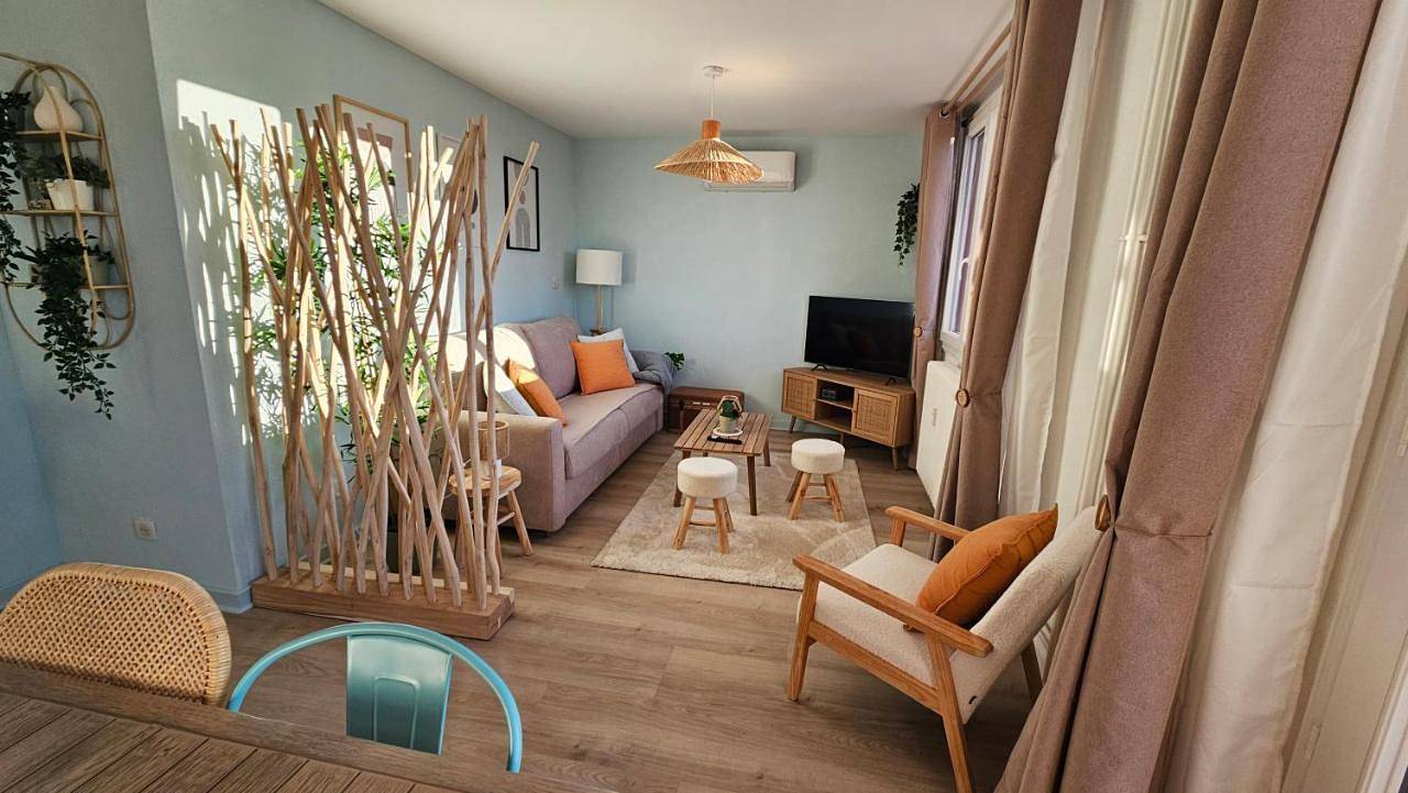 Appartement entier, Ô Rives du Doubs - Calme, Verdure & Parking in Zone Industrielle, Pays de Pontarlier