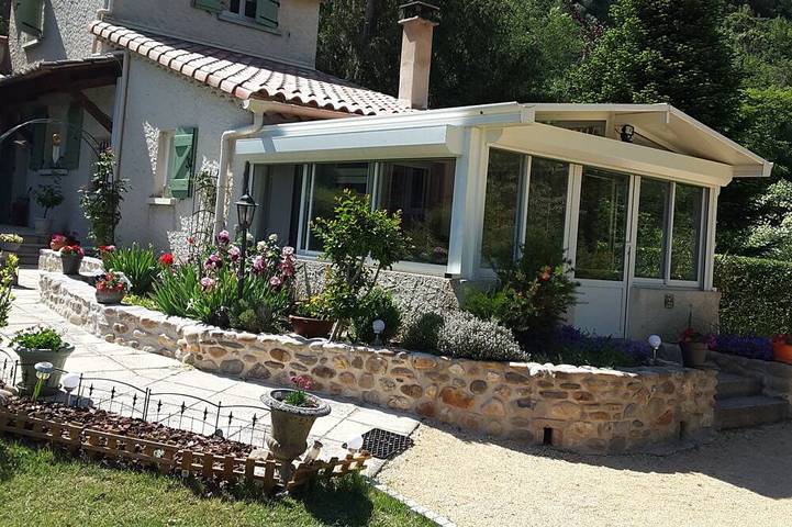 Maison de vacances pour 4 personnes, avec jardin et piscine