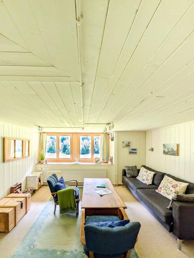Ferienwohnung für 7 Personen, mit Terrasse und Garten sowie Ausblick in Jaun