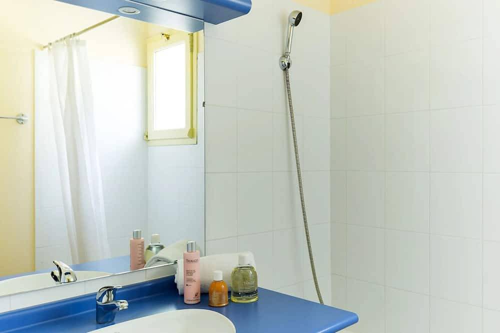 Charmant maisonnette + piscine sur place ! in Gaujac, Nimes und Umgebung