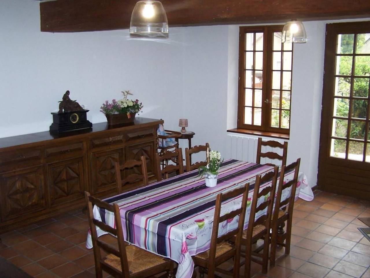Gîte familial avec sauna, salle de jeux et jardin clos en Bourgogne in Vermenton, Région d'Auxerre