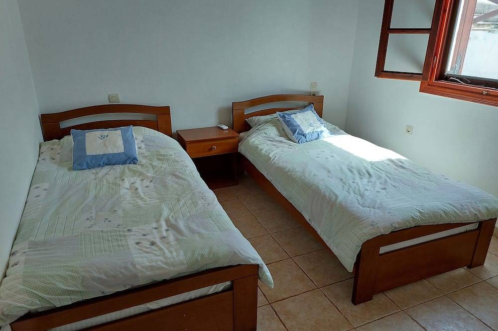 Eione villa on Paleo Trikeri Island with great sea views in Trikeri, Pilion