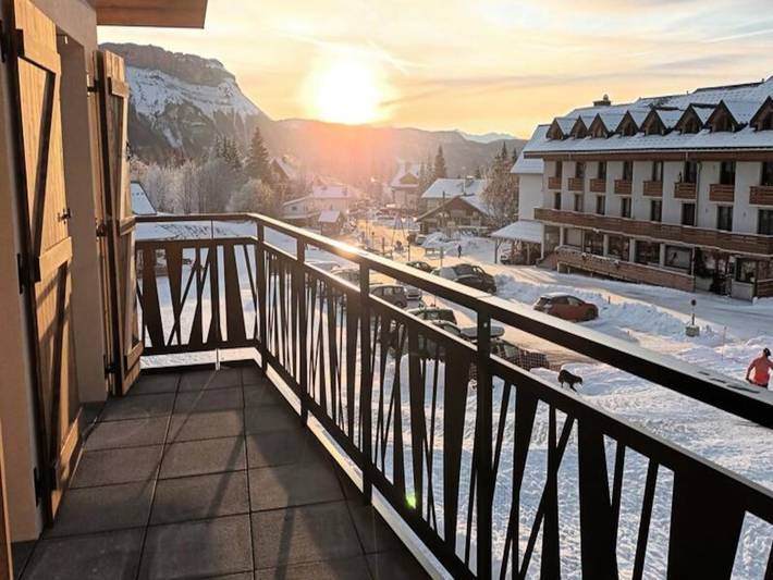 Gîte pour 6 personnes, avec terrasse, adapté aux familles dans Station de la Feclaz le Revard