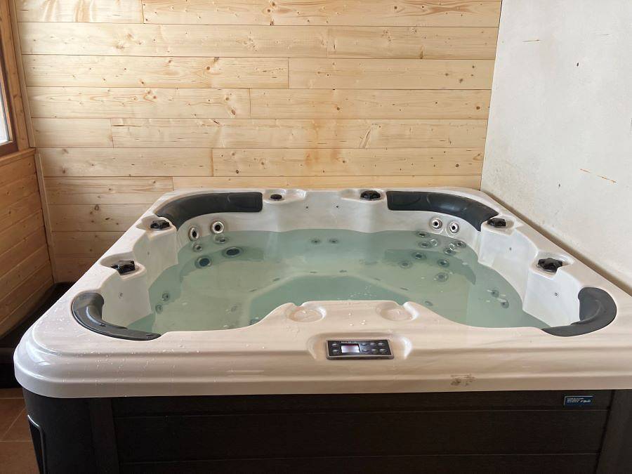 Gîte für 15 Personen mit Whirlpool in La Pesse, Regionaler Naturpark Hochjura