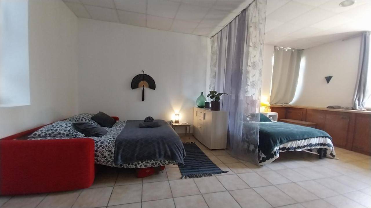 Appartement de vacances entier, Family Room in Le Pont-de-Beauvoisin, Région de La Tour-du-Pin