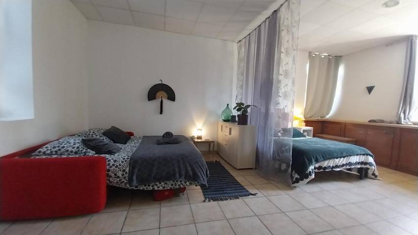 Cottage pour 4 personnes, avec terrasse et jardin à Le Pont-de-Beauvoisin