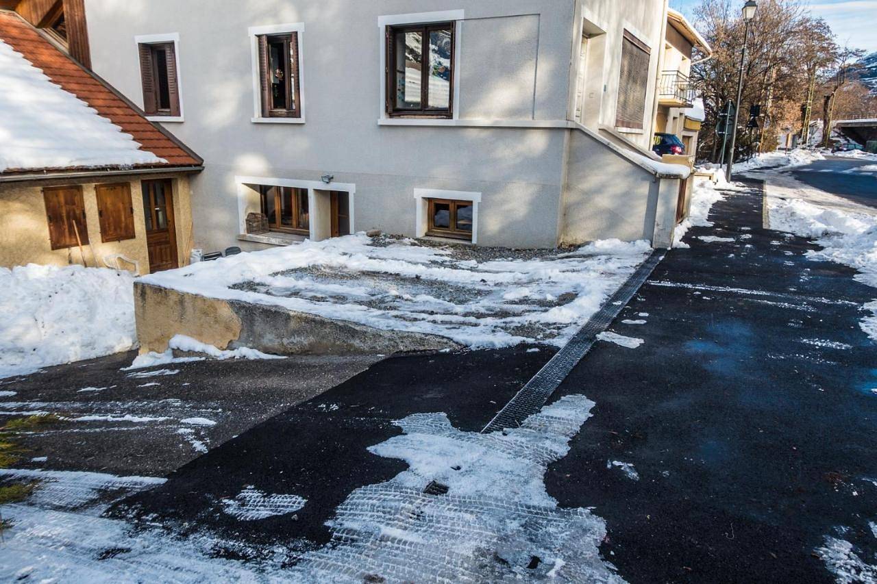 Appartement entier, Apartment - Ground Floor in L'Argentière-la-Bessée, Parc national des Écrins