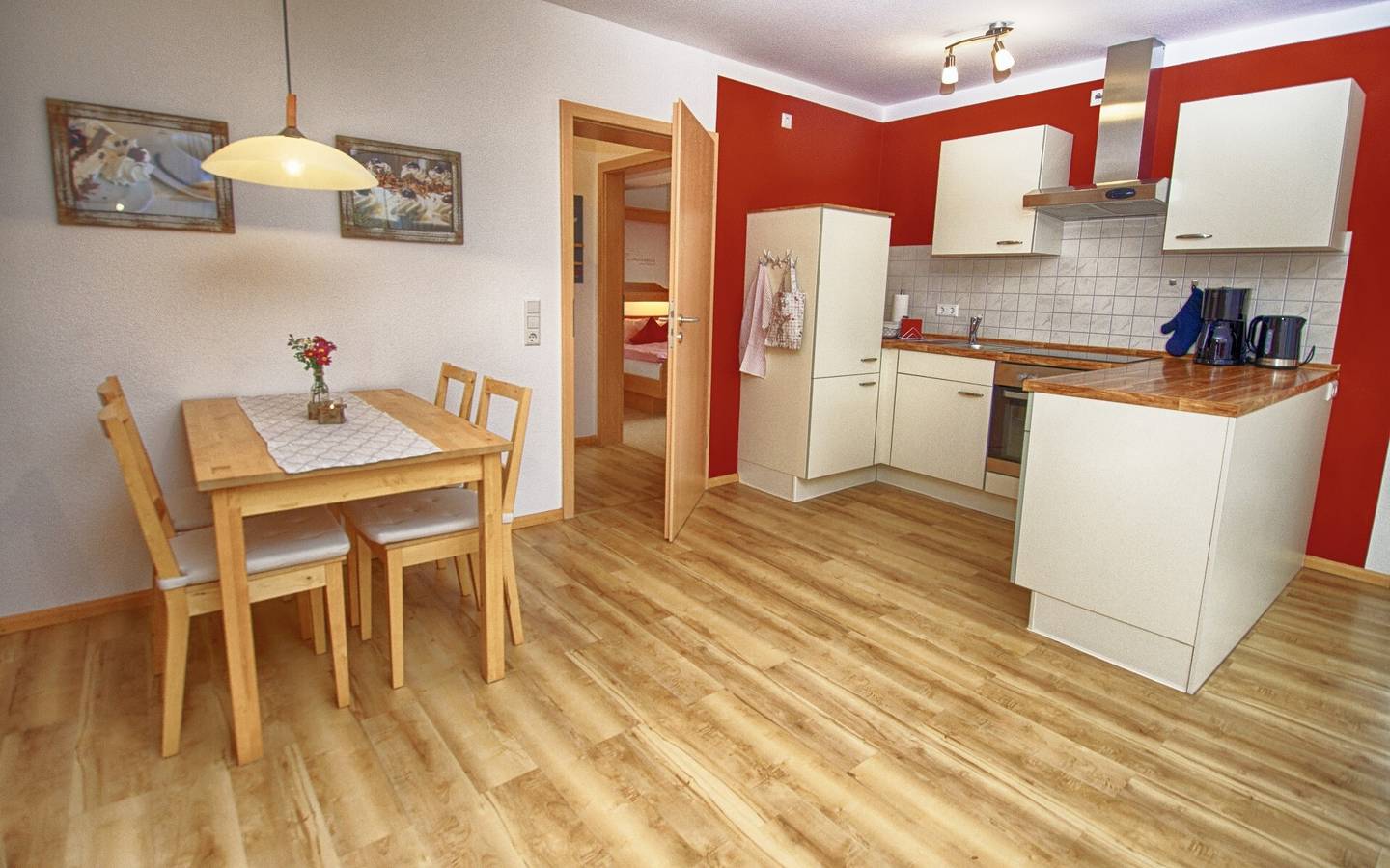 Ganze Wohnung, Ferienwohnung 'Morgensonne, 50 qm' mit gemeinsamer Terrasse, gemeinsamem Garten und Wlan in Simonswald, Südschwarzwald