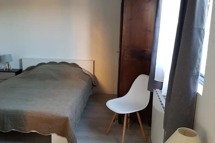 Location de vacances pour 4 personnes, avec terrasse ainsi que jardin et piscine à Mormoiron - 2