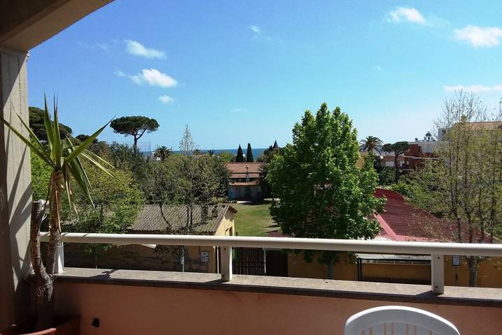 B&b per 5 persone, con vista oceano e balcone/terrazza a Santa Marinella
