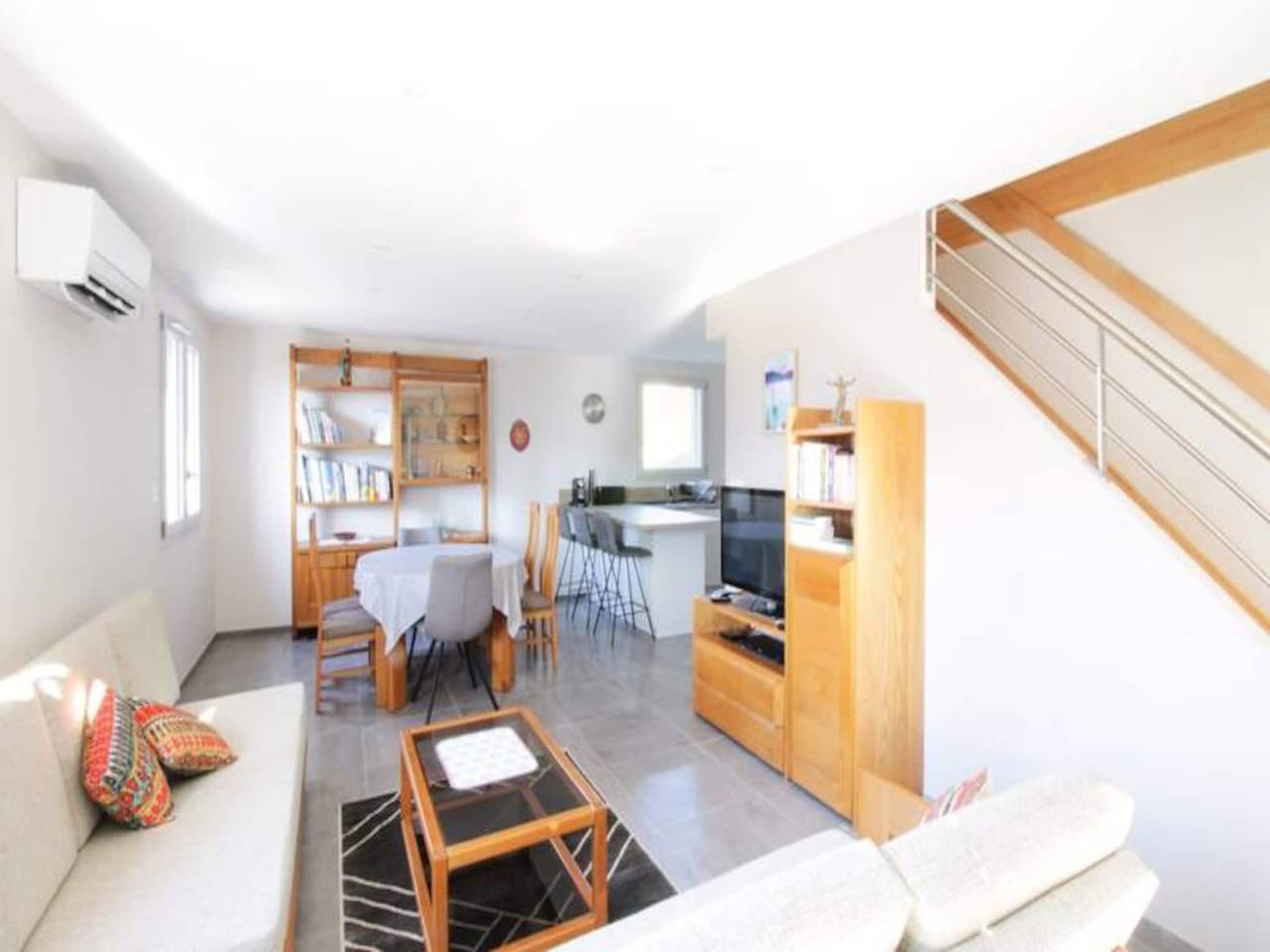 Apartamento entero, Casas y Villas para 6 Personas in Voglans, Chambéry region