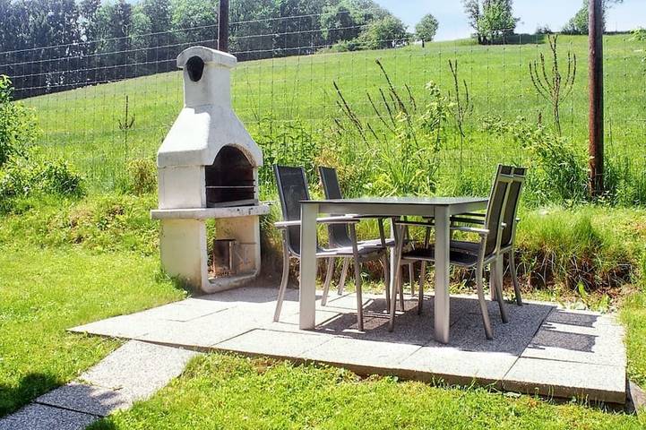Ferienhaus für 6 Personen, mit Terrasse und Garten in Wieselburg-Land