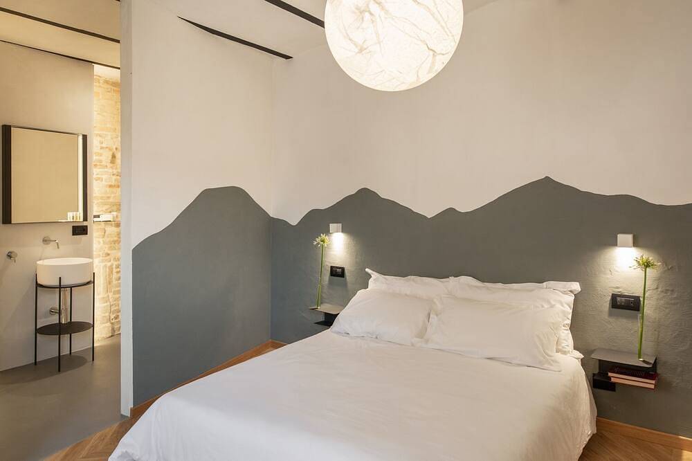 Ognissanti Guesthouse - Sibillini Dependance Double-bed room with private bathroom and Turkish bath in Fermo (Pueblo), Fermo
