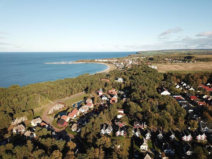 Villa für 6 Personen, mit Balkon und Terrasse sowie Garten und Sauna an der Ostsee