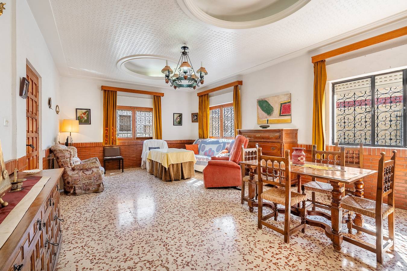 Casa Solariega con Encanto con Vista a la Montaña, Terraza Privada y Wi-Fi in El Padul, Provincia de Granada