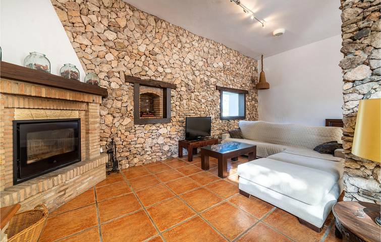 Apartamento de 220 pies cuadrados con piscina y WiFi, cerca de Berja y Alcaudique in Berja, Cordillera Penibética