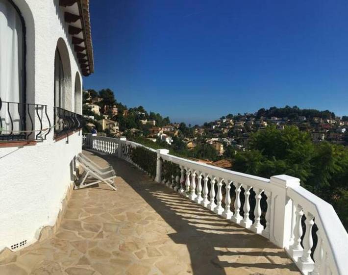 Chalet para 5 personas, con vistas además de jardín y piscina, Familias con niños en Provincia de Alicante - 4