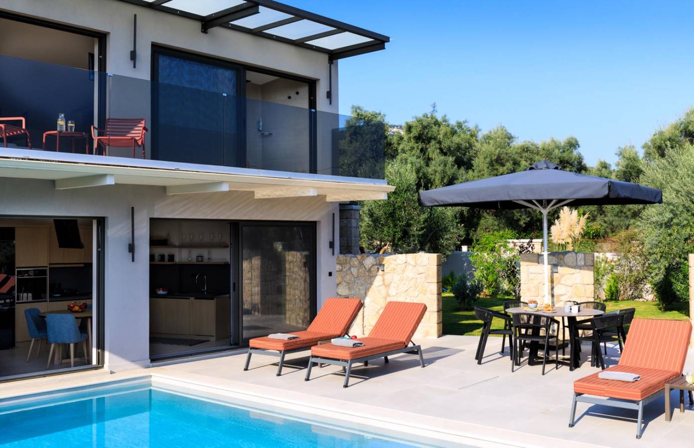 Stylish Contemporary Villa with Gardens and Pool near Beaches and Tavernas in Ligia, Grèce