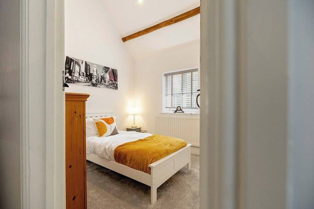 Home Cinema | Stunning Barn Retreat in Warwickshire