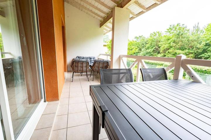 Gîte pour 4 personnes, avec vue et terrasse à Tosse - 4