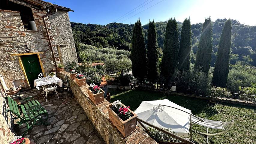Ferienhaus für 5 Personen, mit Garten und Terrasse sowie Seeblick in Lucca - 2