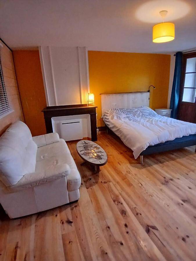 Gîte pour 7 personnes, avec balcon à Massat - 3