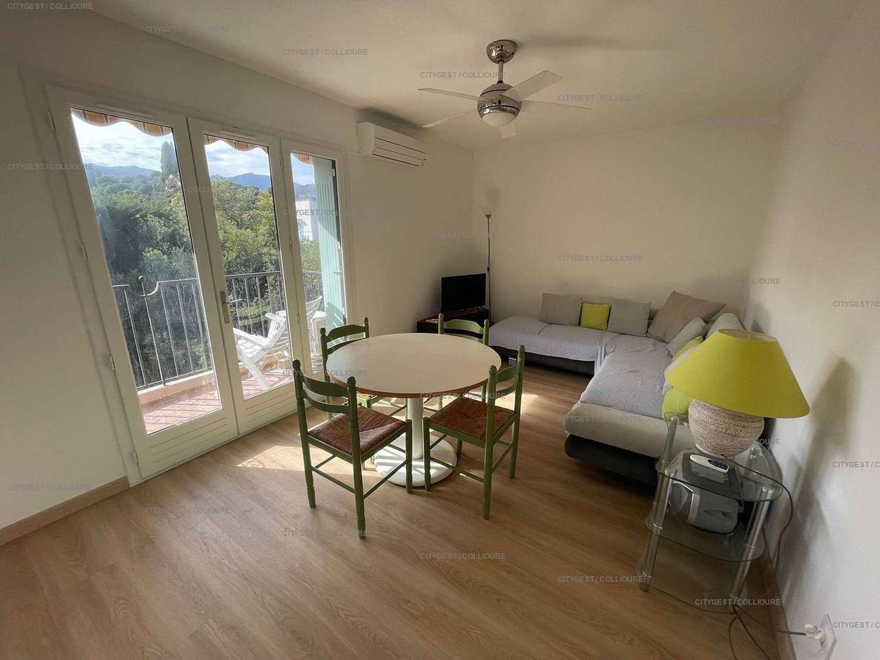 Ganze Wohnung, Modernes Apartment mit Pool, Klimaanlage und Parkplatz, 300m vom Strand entfernt in La Côte Vermeille, Collioure