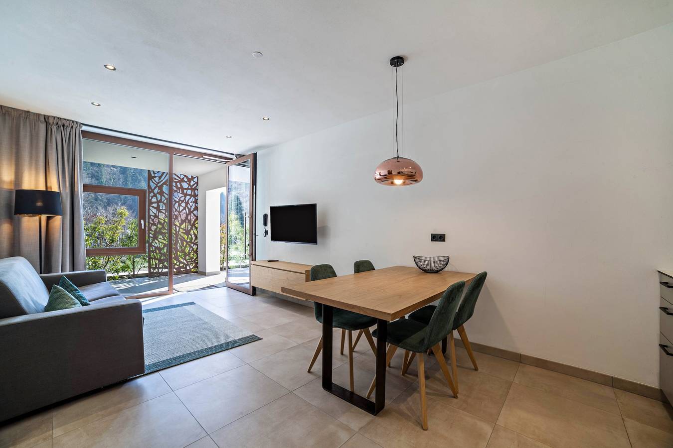 Entire apartment, Holiday Apartment "Camping Passeier Bergliebe" with Mountain View, Pool, Sauna & Wi-Fi in Saltaus, St. Martin in Passeier